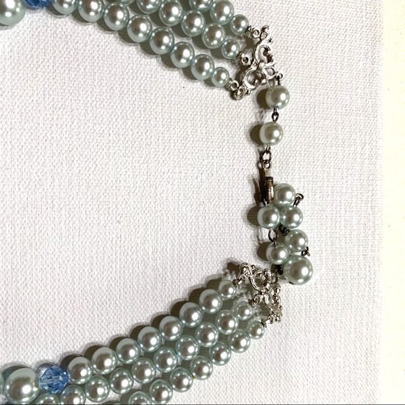 Vintage Laguna 3 Strand Necklace Hues of Blues - Picture 2 of 6